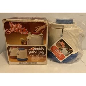 new in box Vintage Aladdin Pump A Drink Country Brown 1 Gallon Jug sport camp